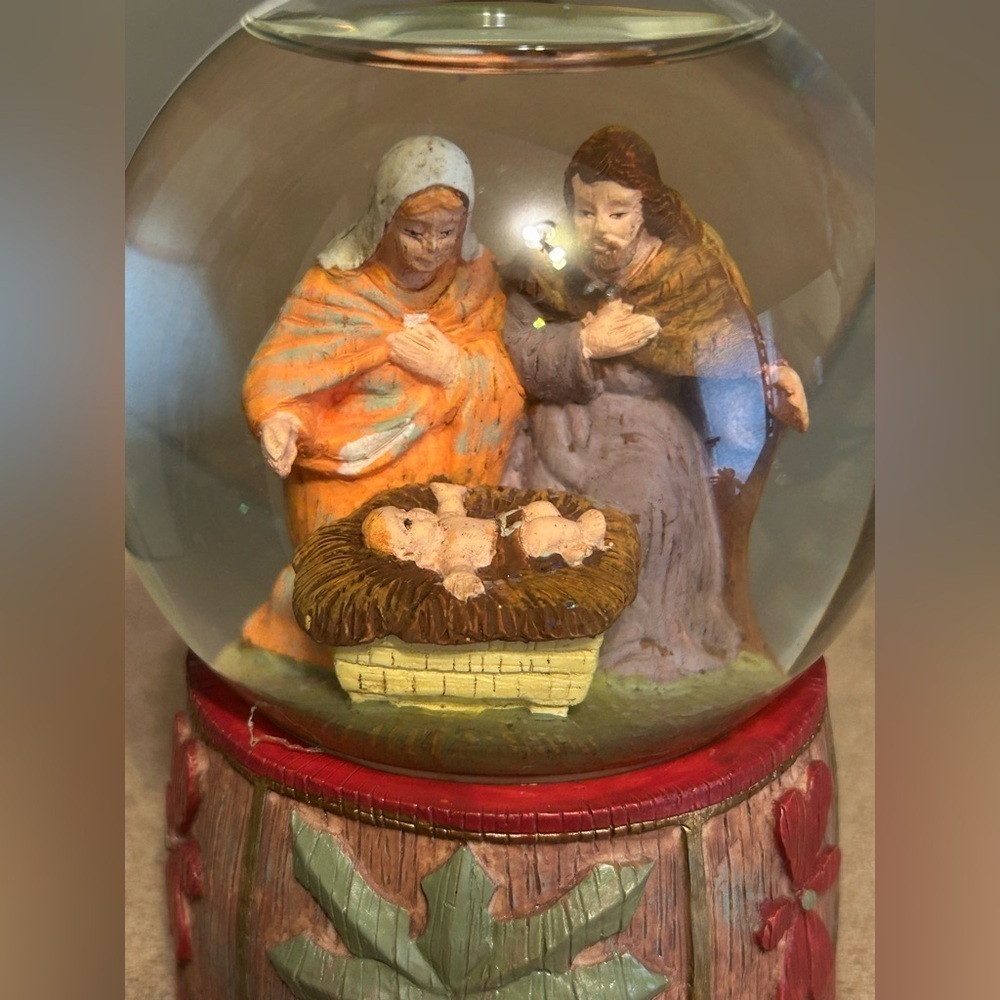 Vintage Nativity Snow Globe Hand Painted Holy Family Christmas Decor - Picture 11 of 16